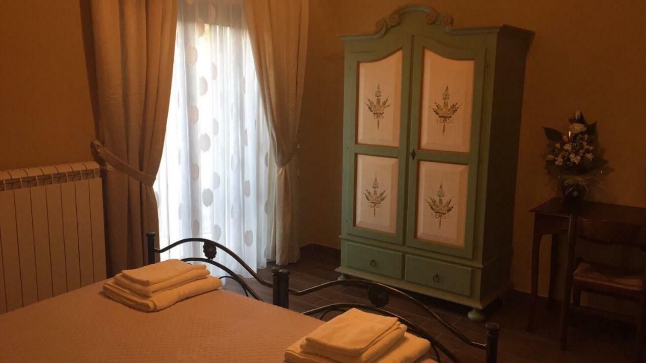 Hôtel Tenuta Jumara à San Lorenzo Maggiore Extérieur photo